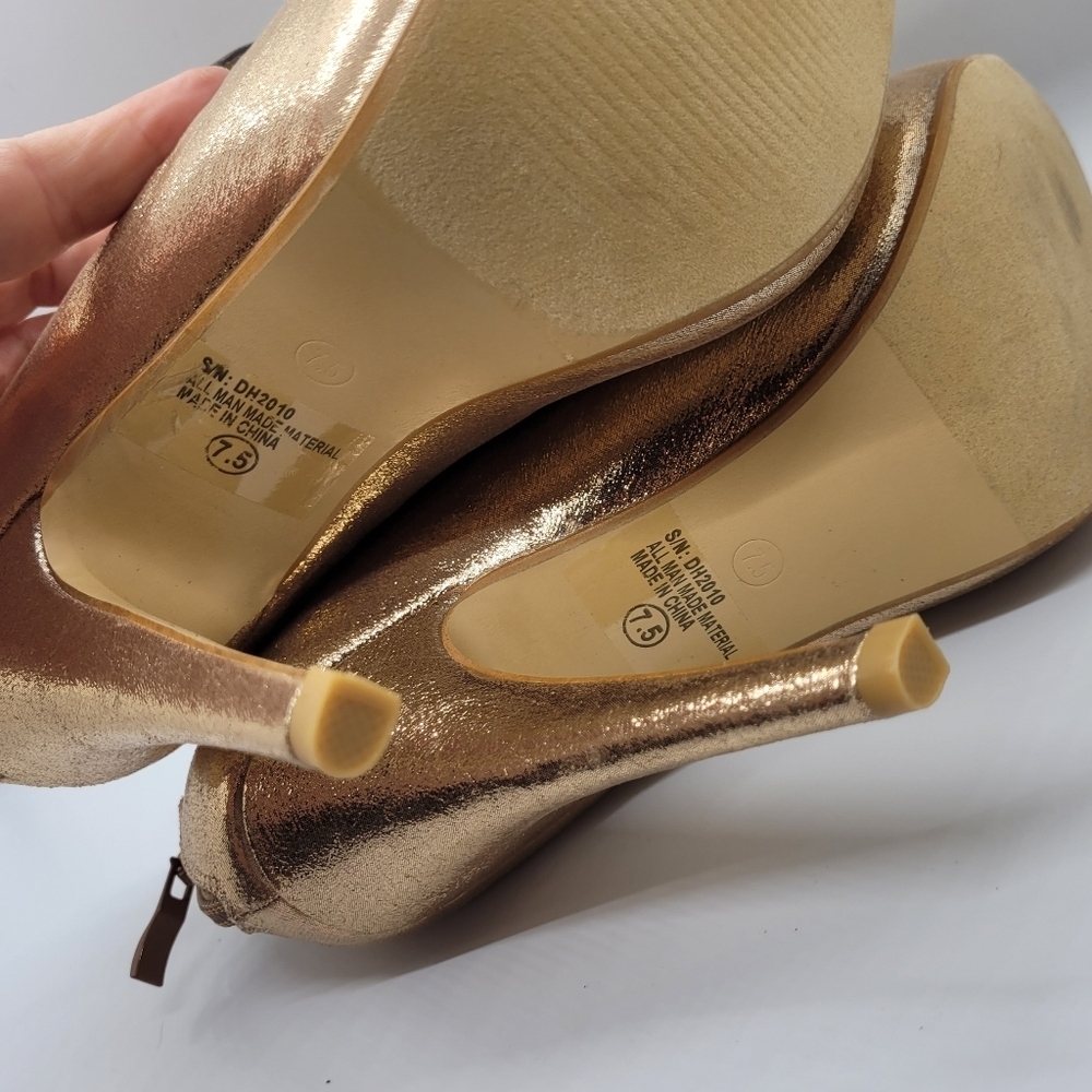 New Champagne Gold Rhinestone Embellished Caged Platform Heel Size 7.5 - Picture 13 of 14